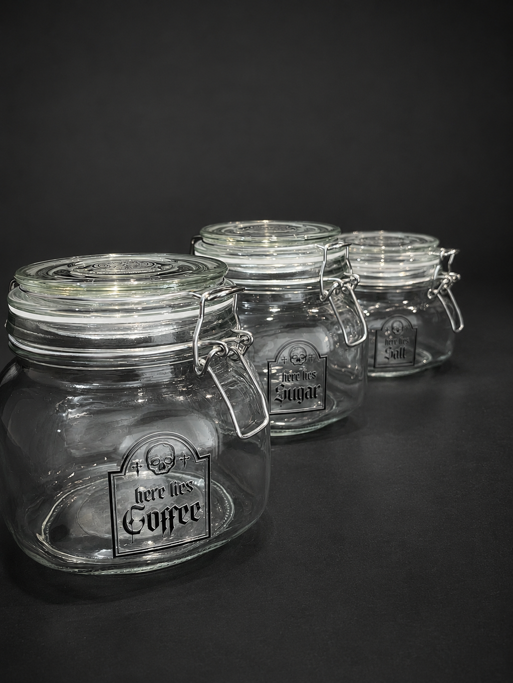 Contenedor con Tapa HERE LIES COFFEE